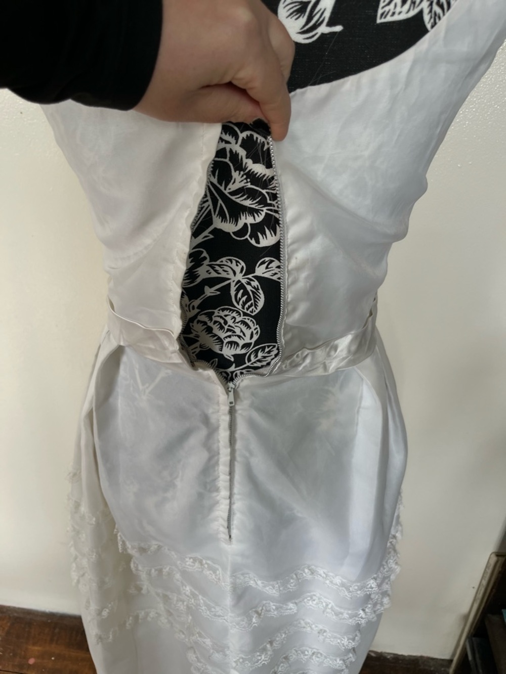 1950s White Wedding dress mcm - Picture 6 of 11